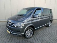 Gebraucht VW Caravelle Highline 204 PS (150 kW) 2018 Grau metallic Van