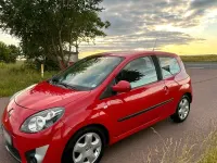 Gebraucht Renault Twingo 76 PS (55 kW) 2009 Rot Kleinwagen