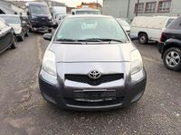 Gebraucht Toyota Yaris 99 PS (72 kW) 2011 Grau Kleinwagen