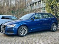 Gebraucht Audi A3 Ambiente 110 PS (80 kW) 2015 Blau Limousine