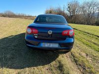 Gebraucht VW Eos 122 PS (89 kW) 2009 Blau Cabrio