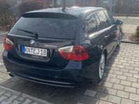 Gebraucht BMW 320 177 PS (130 kW) 2007 Blau Kombi