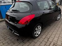 Gebraucht Peugeot 308 156 PS (114 kW) 2011 Schwarz Kleinwagen