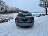Gebraucht BMW 520 184 PS (135 kW) 2013 Grau Kombi