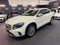 Gebraucht Mercedes GLA200 Urban 156 PS (114 kW) 2017 Weiß SUV