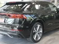 Gebraucht Audi Q8 Competition 286 PS (210 kW) 2023 Schwarz SUV