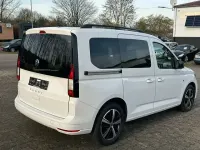 Używany VW Caddy Life 122 KM (89 kW) 2023 Biały Minivan