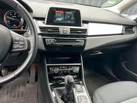 Gebraucht BMW 216 Active Tourer Advantage 116 PS (85 kW) 2019 Weiß Van / Kleinbus