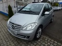 Gebraucht Mercedes A160 Elegance 95 PS (69 kW) 2011 Silber Van / Kleinbus