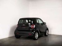 gebraucht Smart ForTwo Electric Drive EQ 60kWed passion cool&Audio SHZ Pano Navi