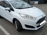 Gebraucht Ford Fiesta Titanium 60 PS (44 kW) 2015 Weiß Kleinwagen