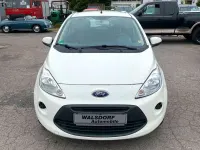 Gebraucht Ford Ka Trend 69 PS (50 kW) 2015 Crystalweiß Kleinwagen