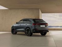 Neu Audi Q8 Ambiente 286 PS (210 kW) 2025 Grau SUV