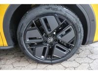 Neu VW T-Roc Style 150 PS (110 kW) 2026 Canary yellow SUV