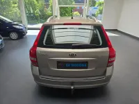 Gebraucht Kia Ceed Sportswagon 105 PS (77 kW) 2011 Silber Kombi