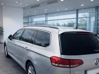 Second-hand VW Passat 150 CP (110 kW) 2018 Argintiu Break
