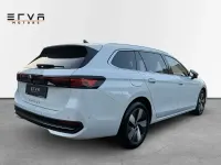 Gebraucht VW Passat Business 150 PS (110 kW) 2024 Oryxweiss Kombi