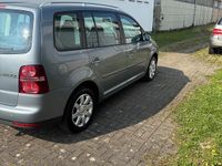Gebraucht VW Touran 140 PS (102 kW) 2007 Grau Van / Kleinbus