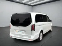 Gebraucht Mercedes V220 163 PS (119 kW) 2025 Weiß Van / Kleinbus