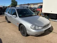 Używany Ford Mondeo 95 KM (69 kW) 2000 Srebrny Kombi