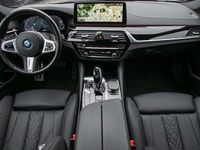 Gebraucht BMW 530e Shadowline 292 PS (214 kW) 2022 Schwarz Kombi