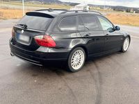 Usado BMW 325 Performance 197 HP (144 kW) 2008 Preto Carrinha