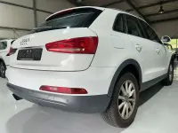 Gebraucht Audi Q3 177 PS (130 kW) 2012 Gletscherweiss metallic SUV