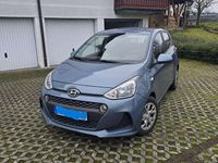 Gebraucht Hyundai i10 Trend 67 PS (49 kW) 2019 Blau Kleinwagen