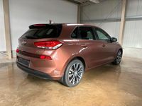 Gebraucht Hyundai i30 110 PS (80 kW) 2017 Braun Limousine