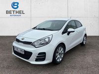 Gebraucht Kia Rio 84 PS (61 kW) 2016 Weiß Limousine