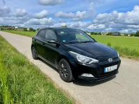 Gebraucht Hyundai i20 YES! 101 PS (74 kW) 2017 Schwarz Kleinwagen
