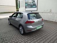 Gebraucht VW Golf VII 116 PS (85 kW) 2017 Tungsten silver metallic Limousine