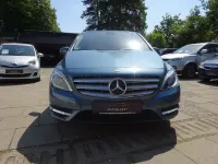 Gebraucht Mercedes B200 156 PS (114 kW) 2012 Blau Kleinwagen