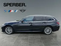 Gebraucht BMW 330 Performance 245 PS (180 kW) 2023 Schwarz Kombi