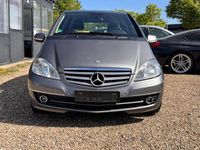 Gebraucht Mercedes A160 Elegance 95 PS (69 kW) 2011 Grau Limousine