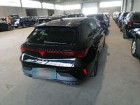 Second-hand Cupra Leon 150 CP (110 kW) 2025 Negru Break