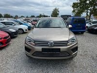 Gebraucht VW Touareg 262 PS (192 kW) 2017 Gold SUV