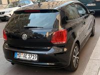 Usado VW Polo 66 HP (48 kW) 2014 Preto Citadino