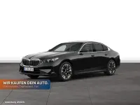 Gebraucht BMW 540 Comfort Edition 286 PS (210 kW) 2026 Black sapphire metallic Kombi