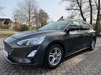 Gebraucht Ford Focus Cool & Connect 125 PS (91 kW) 2018 Grau Kombi