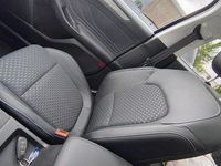 Używany Ford Focus Titanium X 120 KM (88 kW) 2020 Niebieski Sedan/Limuzyna