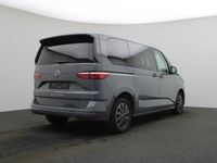 Gebraucht VW Multivan Basis 150 PS (110 kW) 2024 Grau Van