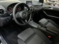 Gebraucht Mercedes B200 136 PS (100 kW) 2019 Schwarz Kleinwagen