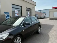 Gebraucht Opel Astra 116 PS (85 kW) 2010 Schwarz Kleinwagen