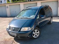 Second-hand VW Sharan 116 CP (85 kW) 2007 Albastru Monovolum