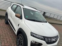 Gebraucht Dacia Spring Extreme 47 kW (65 PS) 2023 Weiß Kleinwagen