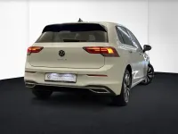 Gebraucht VW Golf VIII Move 150 PS (110 kW) 2024 Weiß Limousine