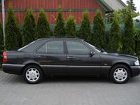 Gebraucht Mercedes C220 Classic 150 PS (110 kW) 1993 Schwarz Limousine