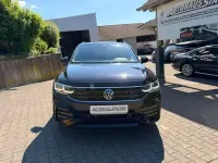 Gebraucht VW Tiguan Pro 150 PS (110 kW) 2022 Deep black perleffekt SUV