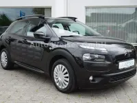Gebraucht Citroën C4 Feel 99 PS (72 kW) 2017 Schwarz Limousine
